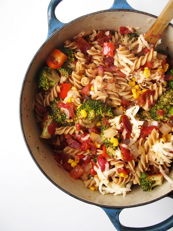 Whole wheat pasta and loads of veggies combine for a healthy and delicious weeknight dinner.